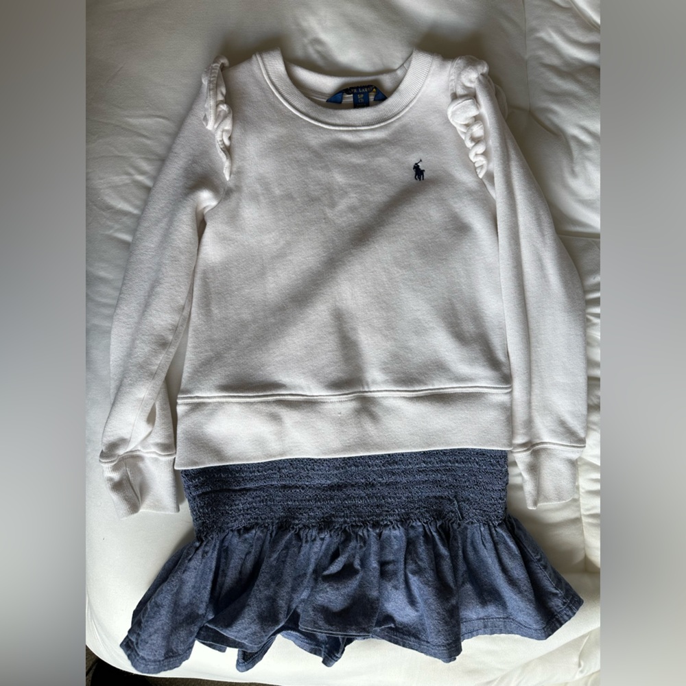 Ralph Lauren Cream Crewneck Sweatshirt with Navy Pony